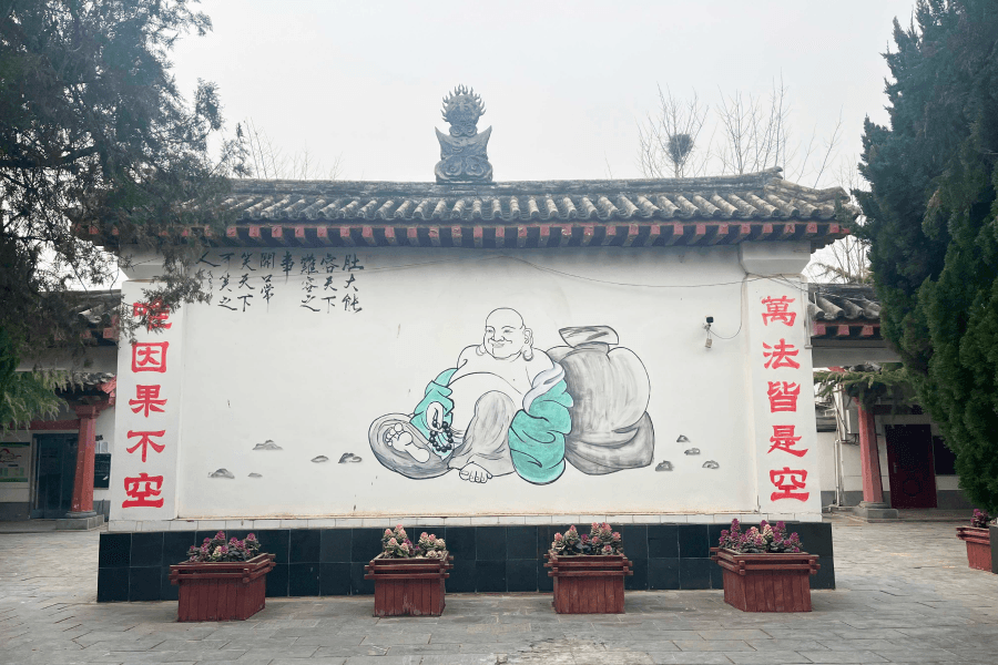 青龙岗纪念园园区环境图